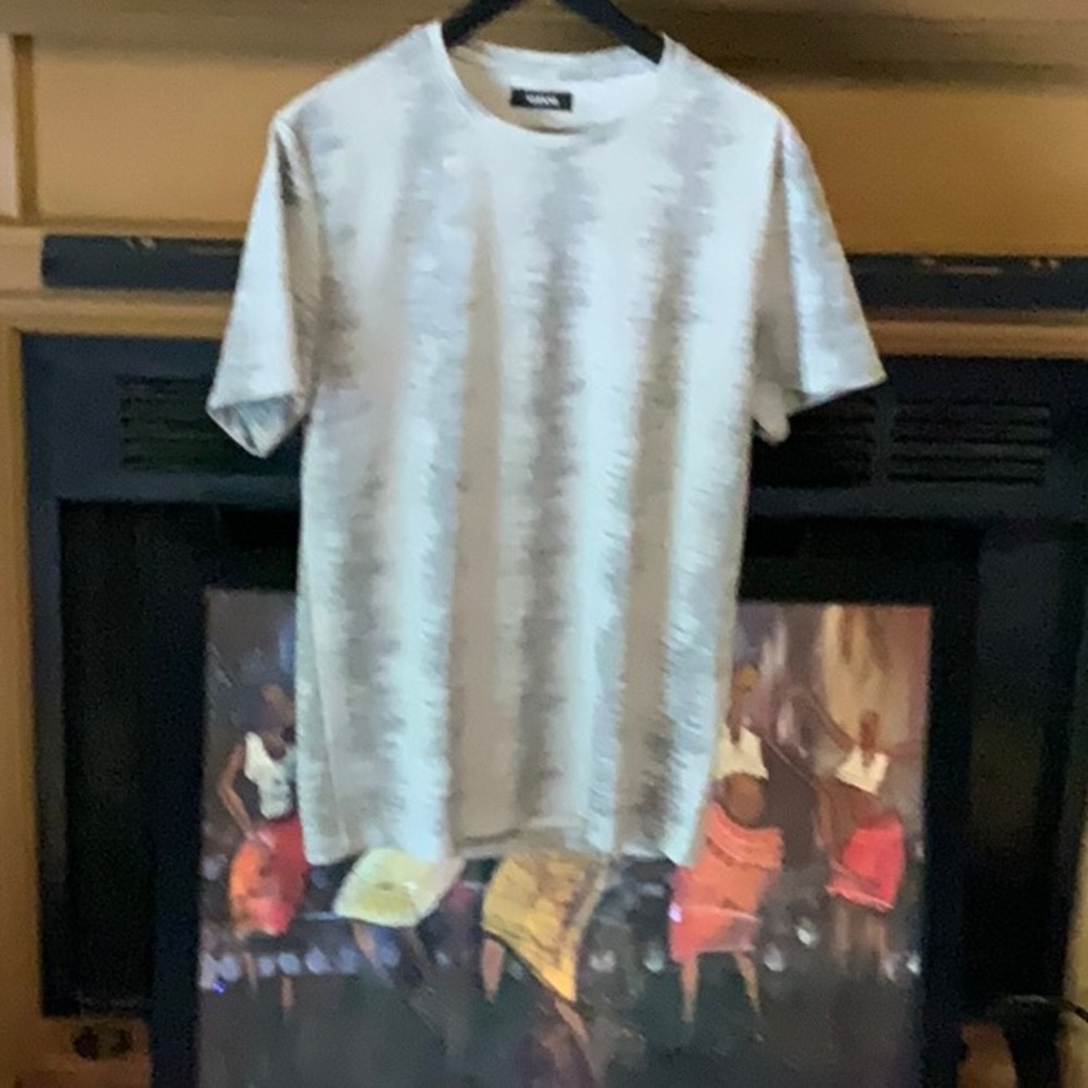 Gray Alfani tee